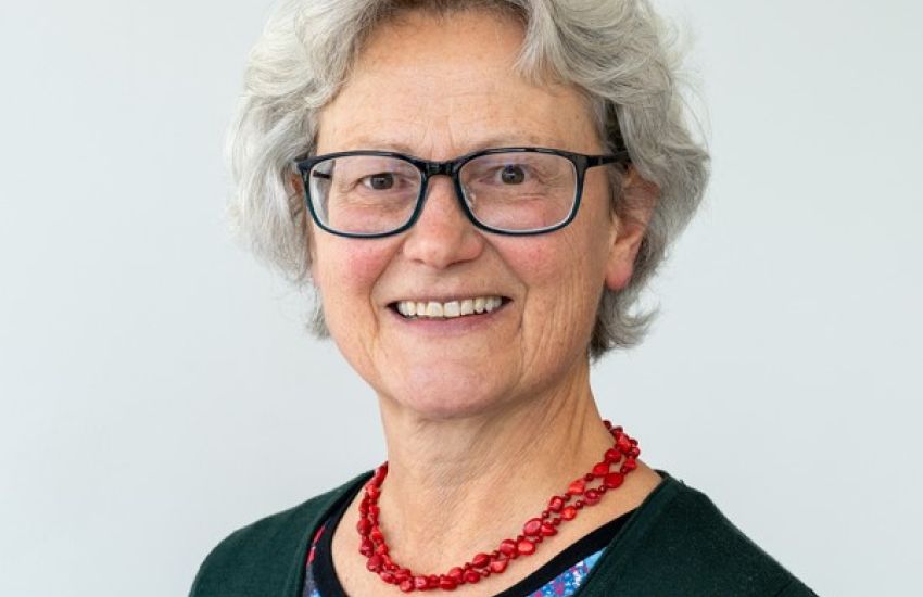 Martha Mravlag