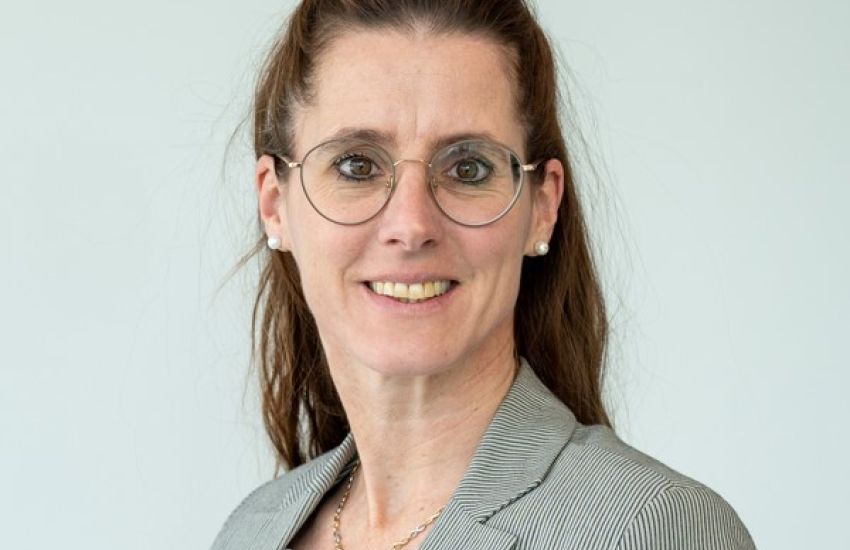 Nina Redlich