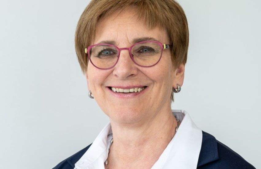 Renate Hohenegger
